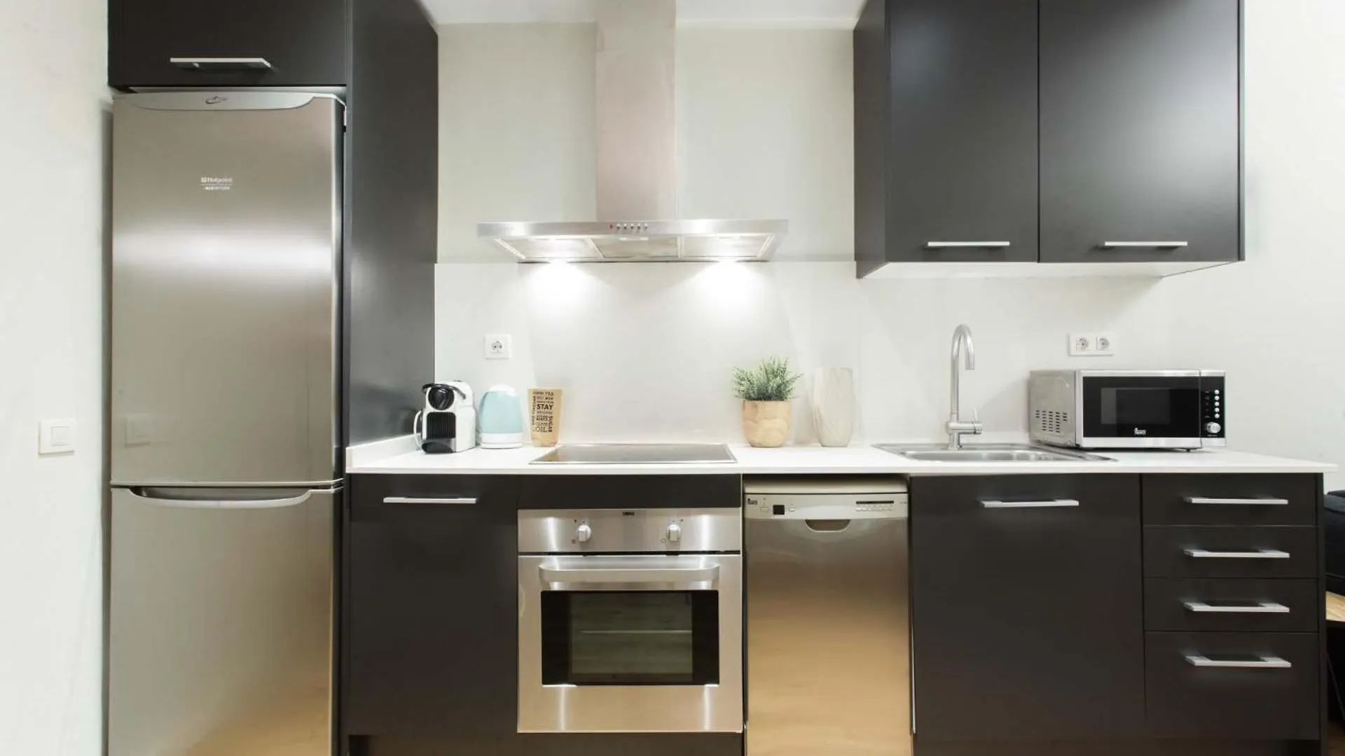 Centric 2Bedroom In Las Ramblas 3 1A Barcelona Apartamento